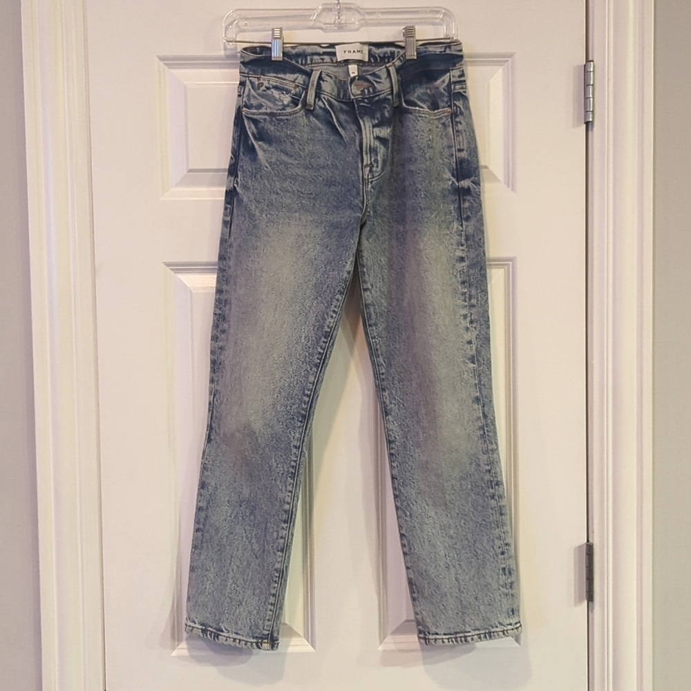 FRAME Le High Straight Jean, Sustainable!  Size 25, Perfect Condition